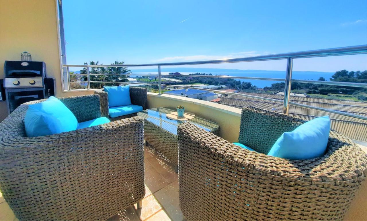 Sea View- Spacious Apartment With Shared Pool Split Zewnętrze zdjęcie