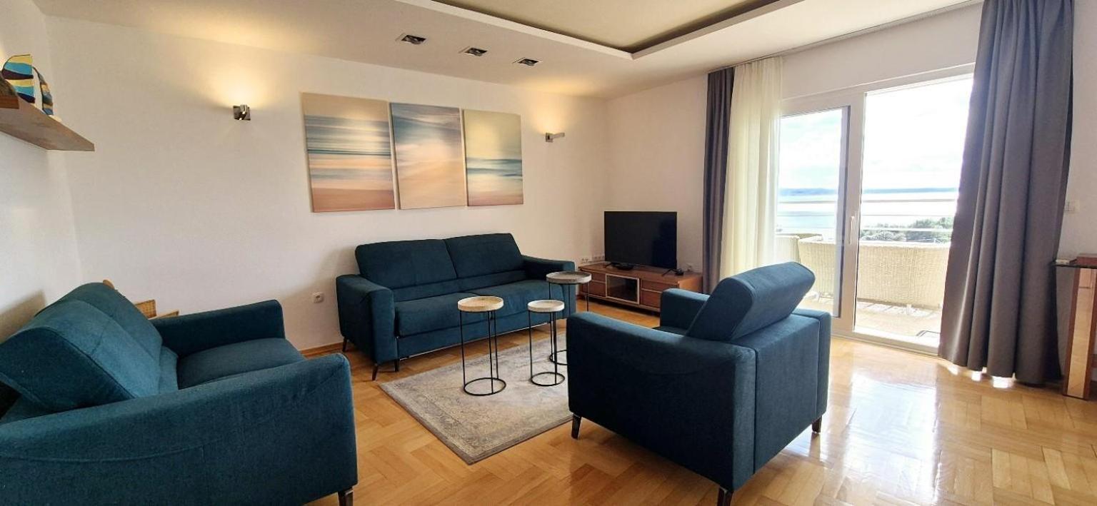Sea View- Spacious Apartment With Shared Pool Split Zewnętrze zdjęcie
